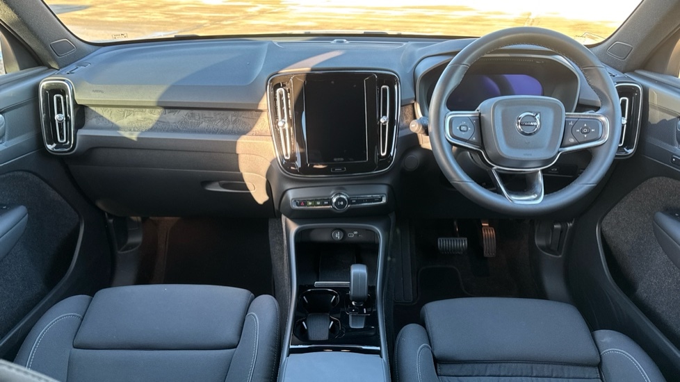 Used Volvo XC40 2023 for sale - 76937522: Photo 21