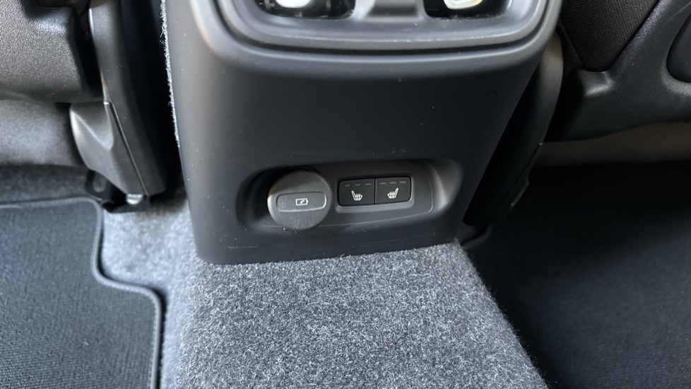 Used Volvo XC40 2023 for sale - 76937522: Photo 27