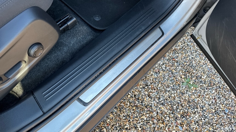 Used Volvo XC40 2023 for sale - 76937522: Photo 43