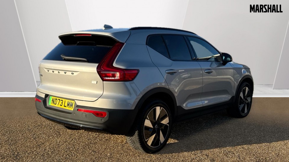 Used Volvo XC40 2023 for sale - 76937522: Photo 7