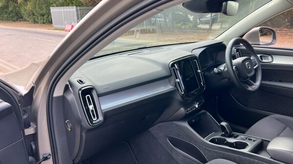 Used Volvo XC40 2022 for sale - 76168549: Photo 10