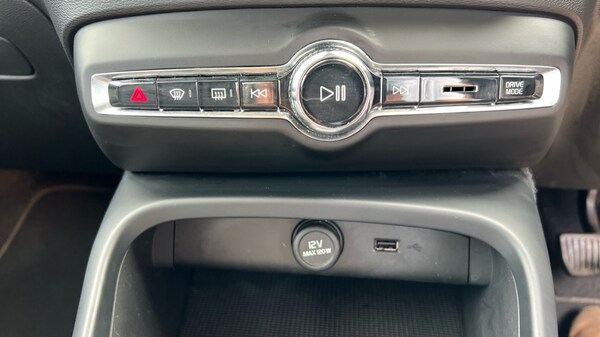 Used Volvo XC40 2022 for sale - 76168549: Photo 12