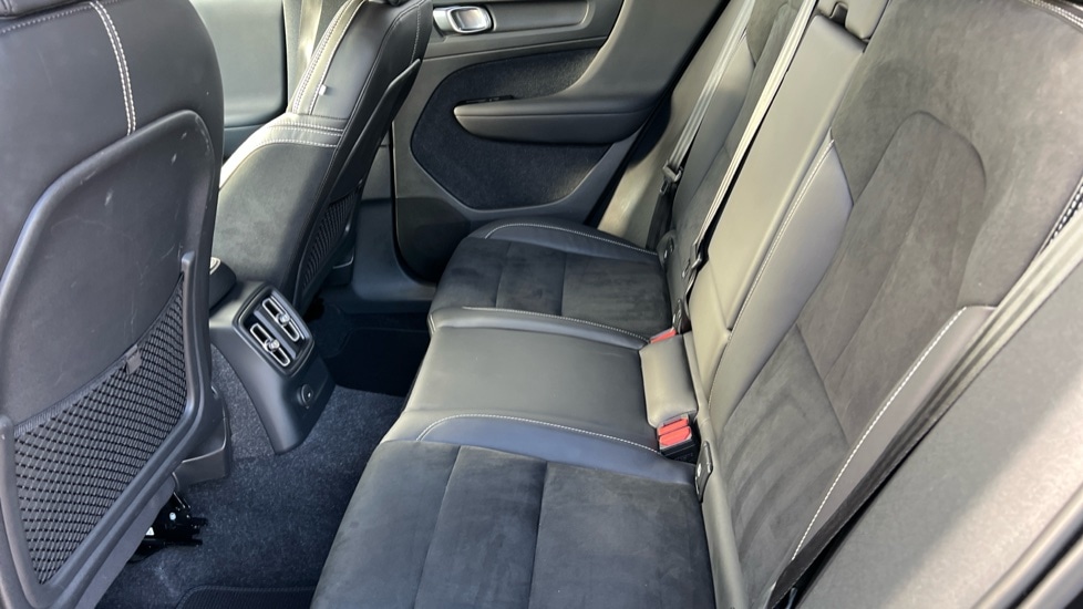 Used Volvo XC40 2021 for sale - 76587036: Photo 10