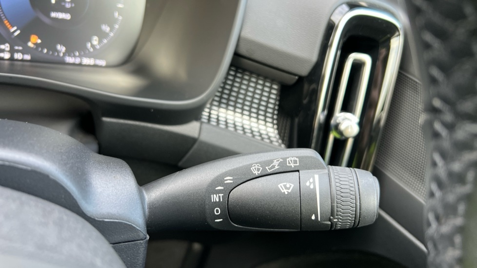 Used Volvo XC40 2021 for sale - 76587036: Photo 30