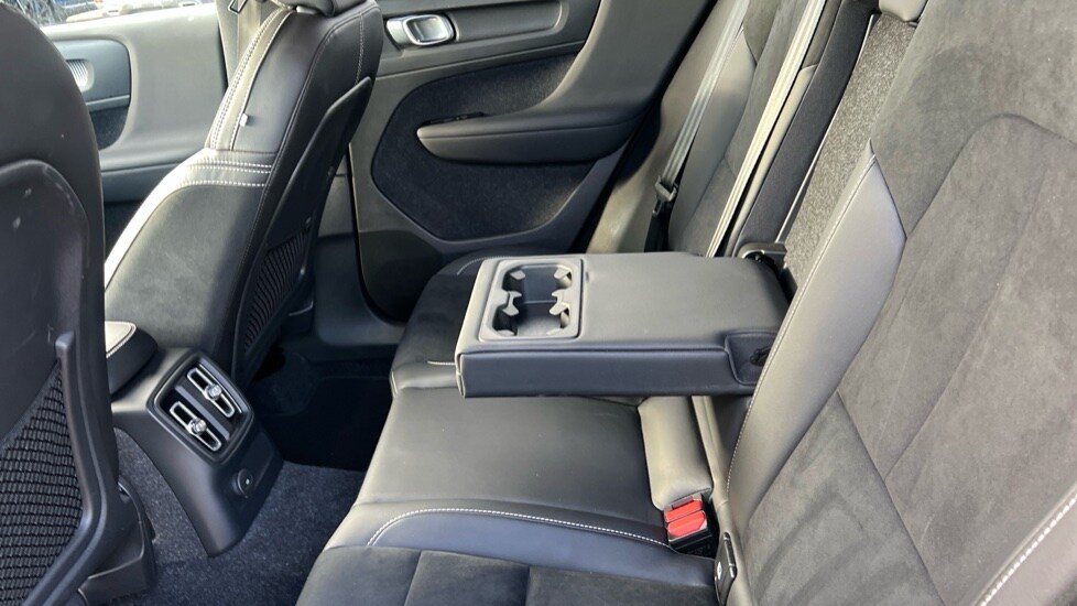 Used Volvo XC40 2021 for sale - 76587036: Photo 31