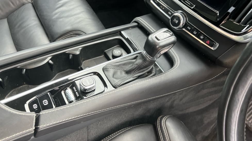 Used Volvo V90 2017 for sale - 76672567: Photo 14