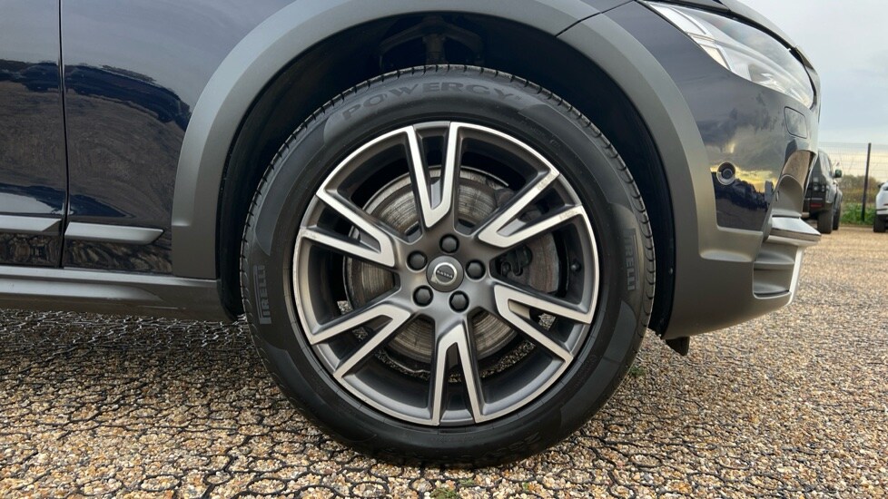 Used Volvo V90 2017 for sale - 76672567: Photo 16