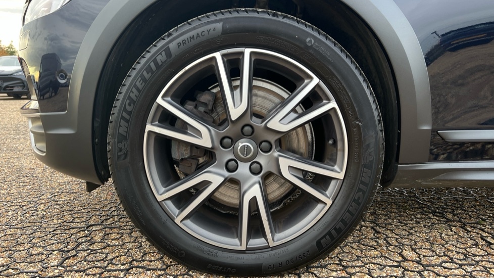 Used Volvo V90 2017 for sale - 76672567: Photo 25