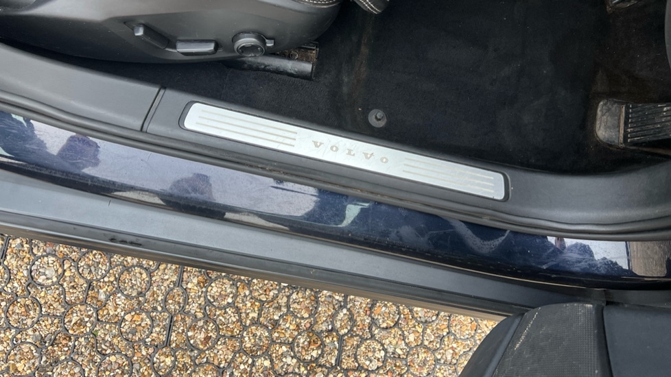 Used Volvo V90 2017 for sale - 76672567: Photo 43