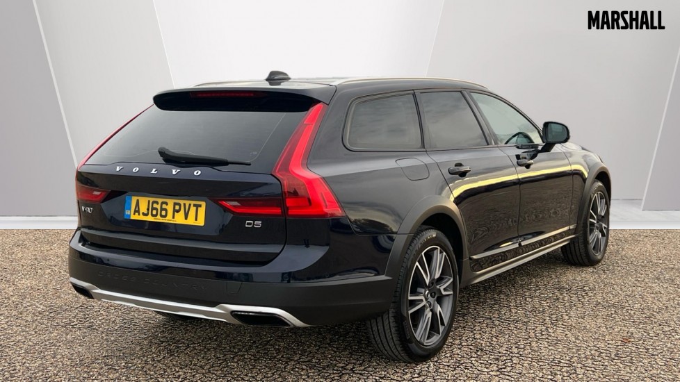 Used Volvo V90 2017 for sale - 76672567: Photo 7