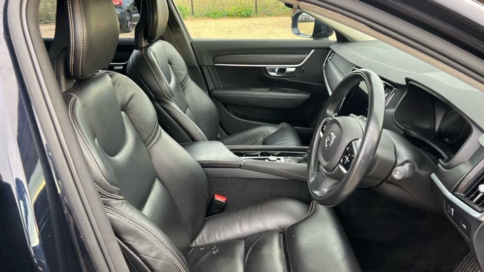 Used Volvo V90 2017 for sale - 76672567: Photo 9