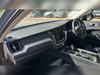Used Volvo XC60 2023 for sale - 75629496: Photo