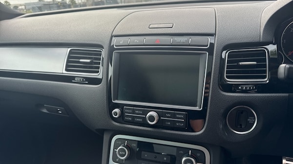 Used Volkswagen Touareg 2016 for sale - 75440234: Photo 12