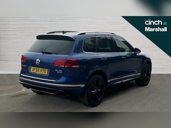 Used Volkswagen Touareg 2016 for sale - 75440234: Photo