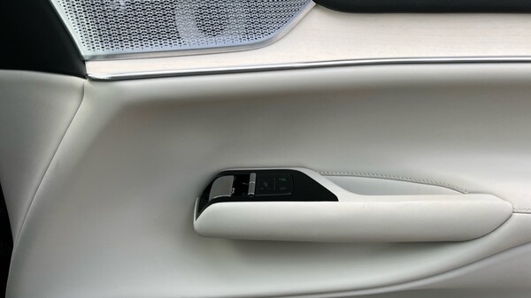 Used Volvo EX90 2025 for sale - 75439857: Photo 15
