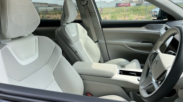 Used Volvo EX90 2025 for sale - 75439857: Photo 9