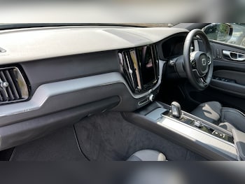 Used Volvo XC60 2022 for sale - 75439860: Photo