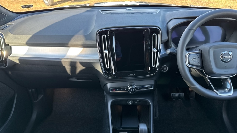 Used Volvo XC40 2025 for sale - 76881870: Photo 22