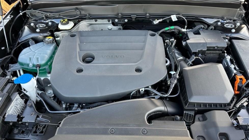 Used Volvo XC40 2025 for sale - 76881870: Photo 23