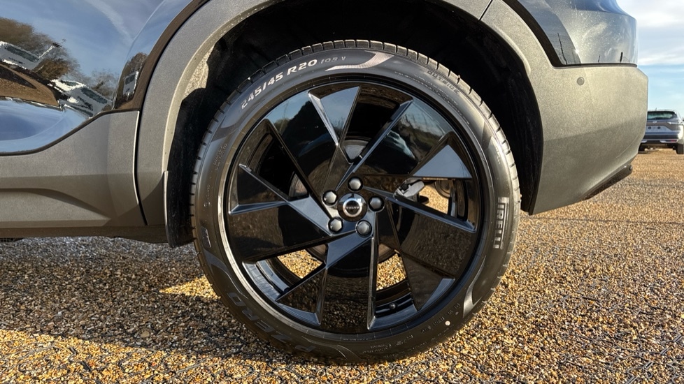 Used Volvo XC40 2025 for sale - 76881870: Photo 25