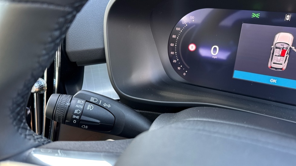 Used Volvo XC40 2025 for sale - 76881870: Photo 30