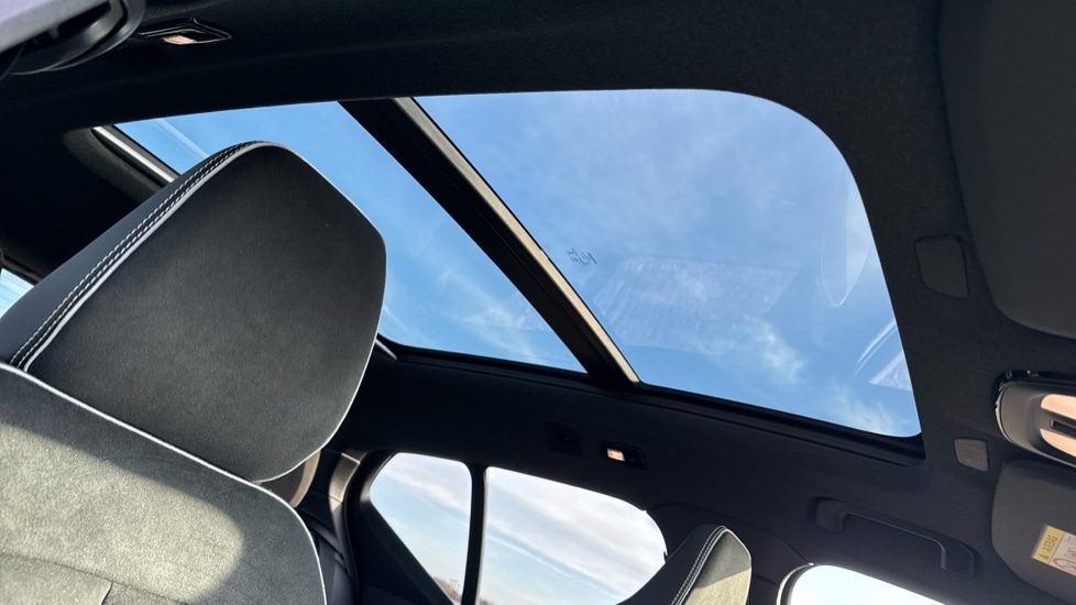 Used Volvo XC40 2025 for sale - 76881870: Photo 44