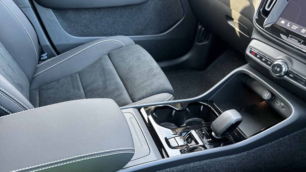 Used Volvo XC40 2025 for sale - 76881870: Photo 45