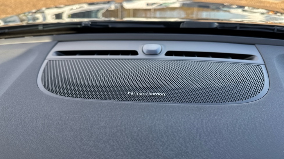 Used Volvo XC40 2025 for sale - 76881870: Photo 46