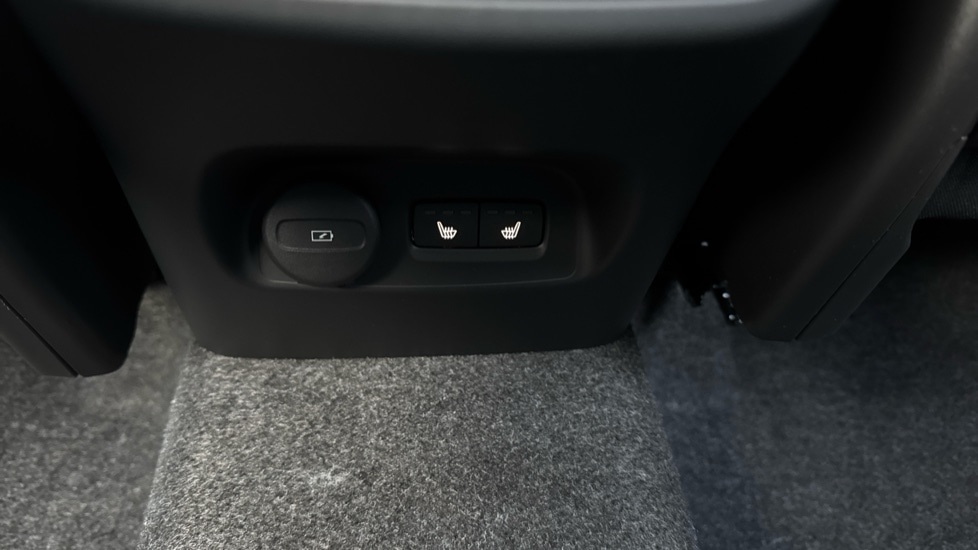 Used Volvo XC40 2025 for sale - 76881870: Photo 49