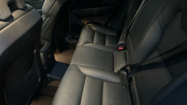 Used Volvo XC60 2023 for sale - 76104133: Photo 10
