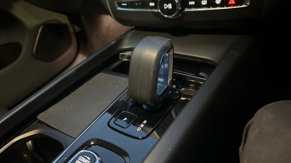 Used Volvo XC60 2023 for sale - 76104133: Photo 14