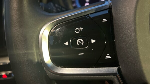 Used Volvo XC60 2023 for sale - 76104133: Photo 18