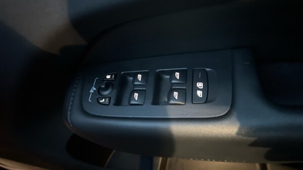 Used Volvo XC60 2023 for sale - 76104133: Photo 33