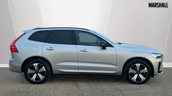Used Volvo XC60 2023 for sale - 76104133: Photo 3