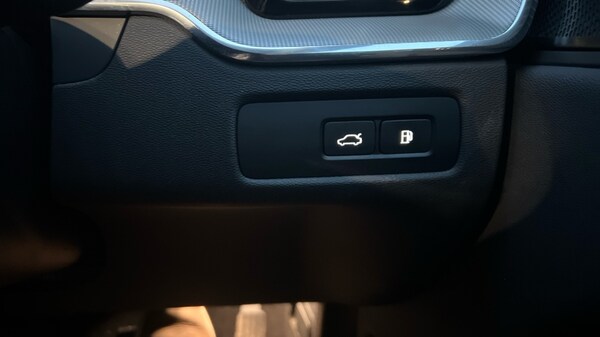 Used Volvo XC60 2023 for sale - 76104133: Photo 45