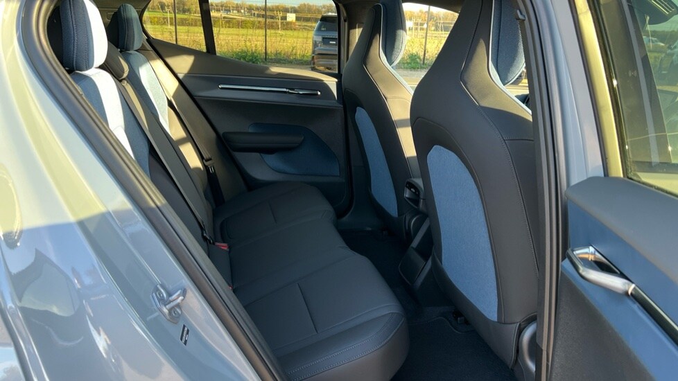 Used Volvo EX30 2025 for sale - 75967015: Photo 10