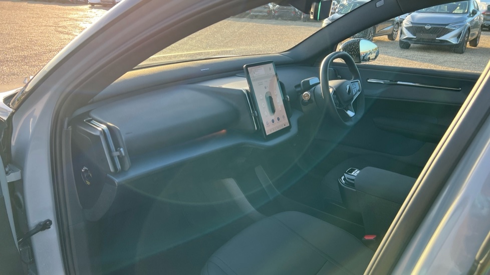 Used Volvo EX30 2025 for sale - 75967015: Photo 4