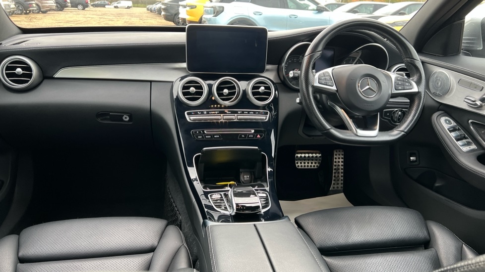 Used Mercedes-Benz C Class 2015 for sale - 76647916: Photo 11