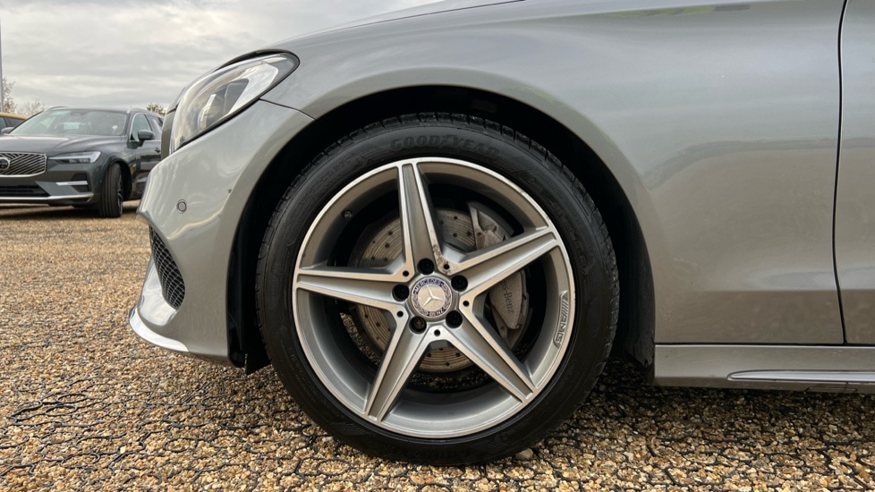 Used Mercedes-Benz C Class 2015 for sale - 76647916: Photo 17