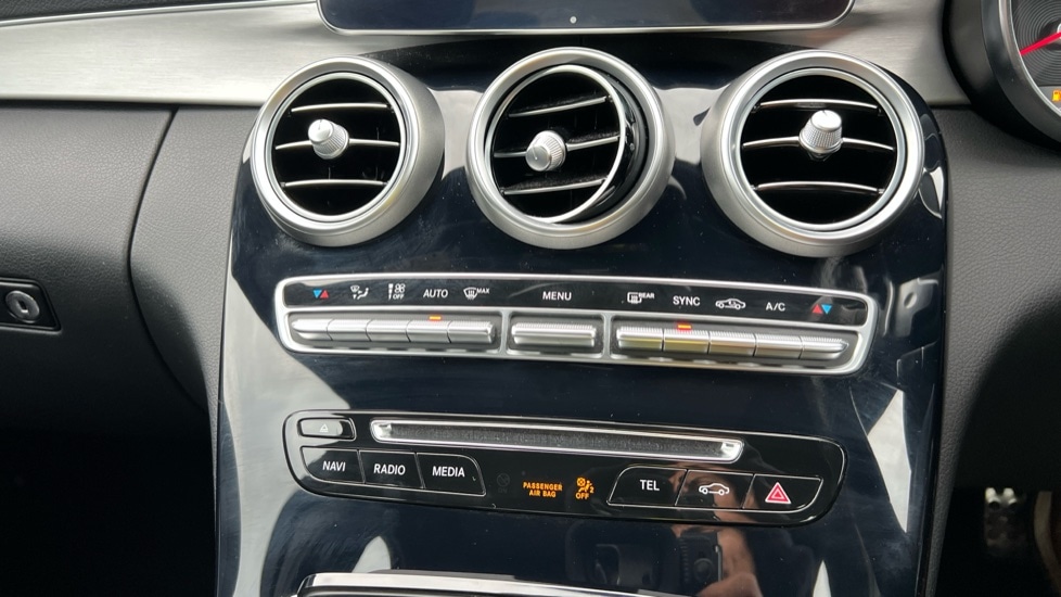 Used Mercedes-Benz C Class 2015 for sale - 76647916: Photo 34