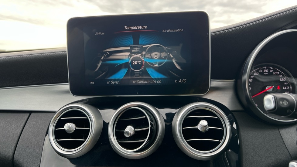 Used Mercedes-Benz C Class 2015 for sale - 76647916: Photo 45