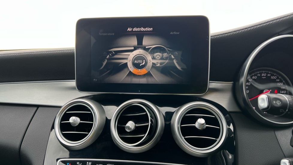 Used Mercedes-Benz C Class 2015 for sale - 76647916: Photo 46