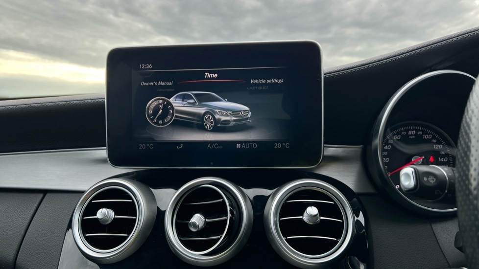 Used Mercedes-Benz C Class 2015 for sale - 76647916: Photo 52