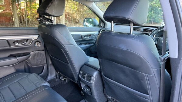 Used Honda CR-V 2019 for sale - 76241673: Photo 30