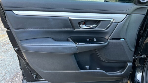 Used Honda CR-V 2019 for sale - 76241673: Photo 39