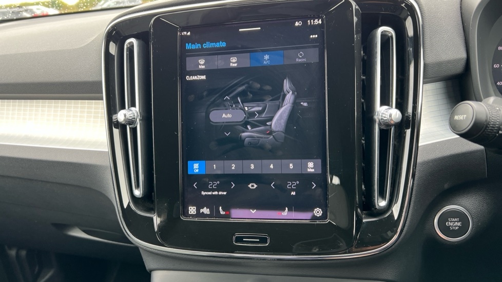 Used Volvo XC40 2024 for sale - 76074597: Photo 51