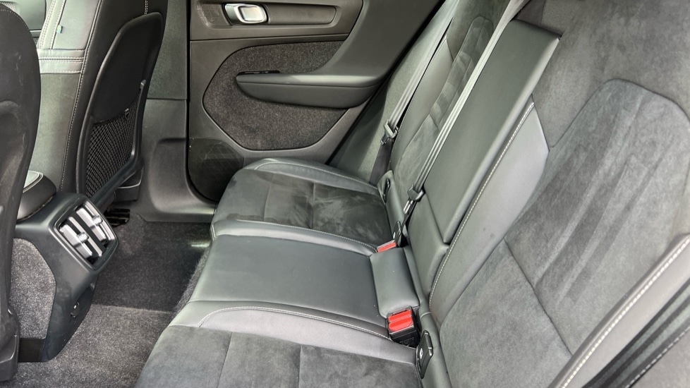 Used Volvo XC40 2021 for sale - 76540050: Photo 10