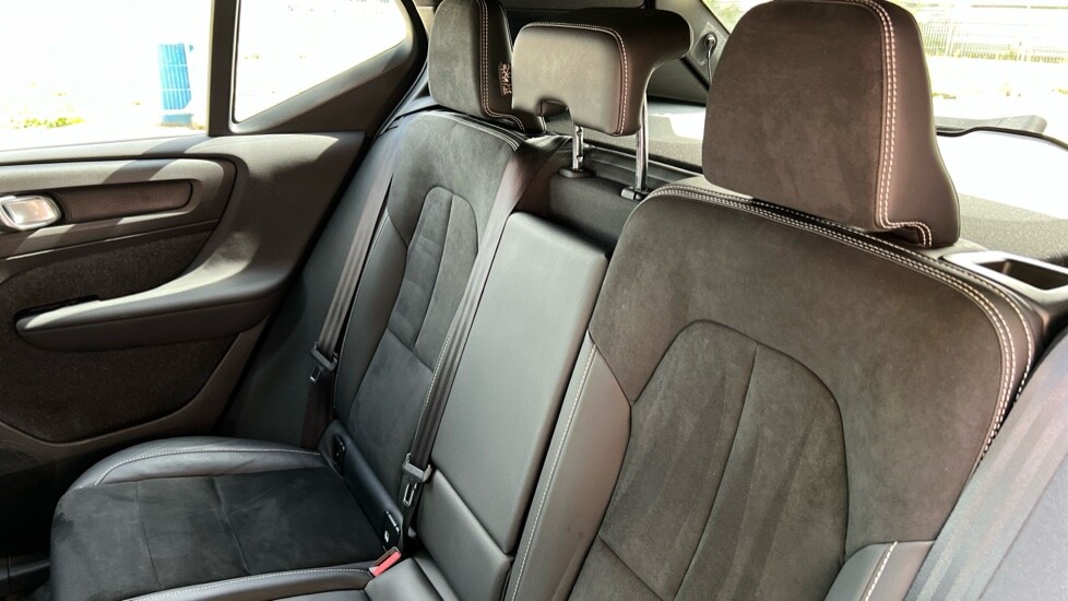 Used Volvo XC40 2021 for sale - 76540050: Photo 36