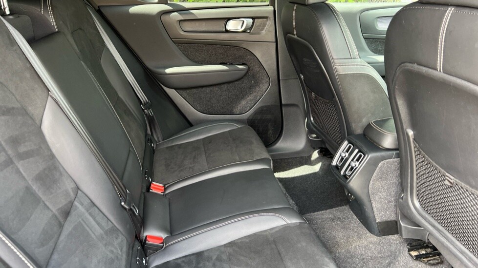 Used Volvo XC40 2021 for sale - 76540050: Photo 42