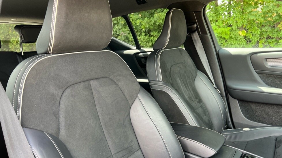 Used Volvo XC40 2021 for sale - 76540050: Photo 45